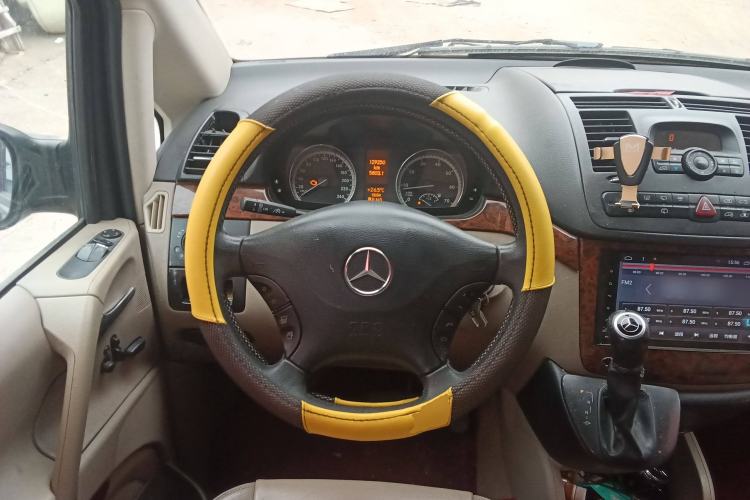 Used Mercedes-Benz Viano 2010 2.5L Prestige Edition
