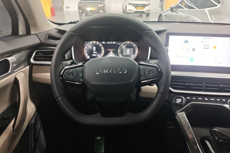 Used Lynk & Co 06 EM-P 2023 1.5T Remix PHEV Pro