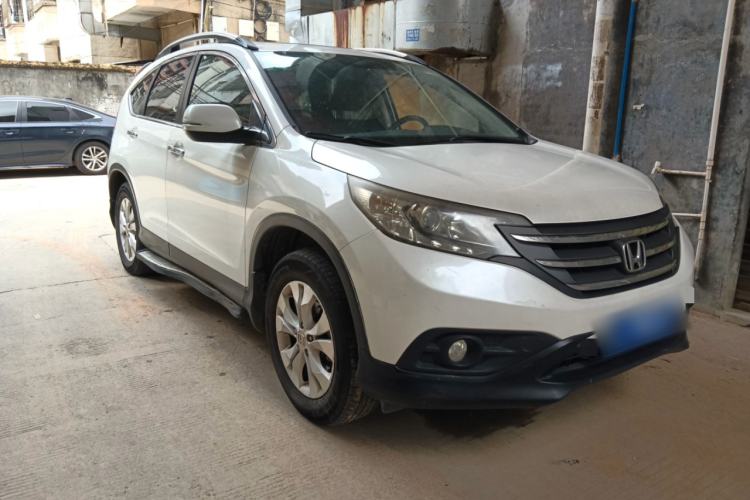Used Honda CR-V 2013 2.4L two-wheel drive luxury version Front Right 45 Deg