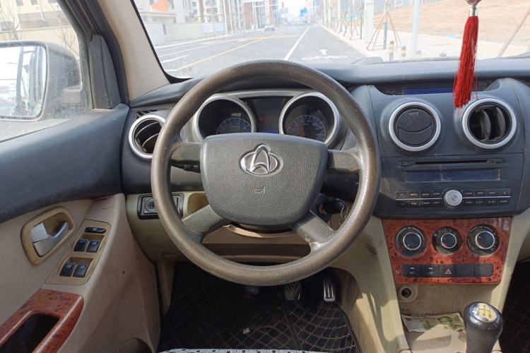 Used CHANGAN KAICHENG Ounuo S 2014 1.3L Elite Model Steering Wheel