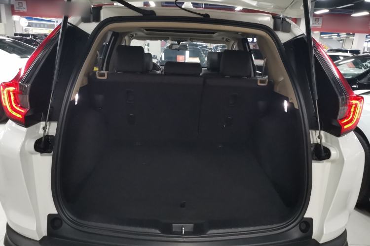 Used Honda CR-V 2021 240TURBO CVT 2WD Comfort Version Trunk