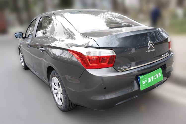 Used Citroen Elysee 2015 Zhishang Edition 1.6L Manual Fashion Model