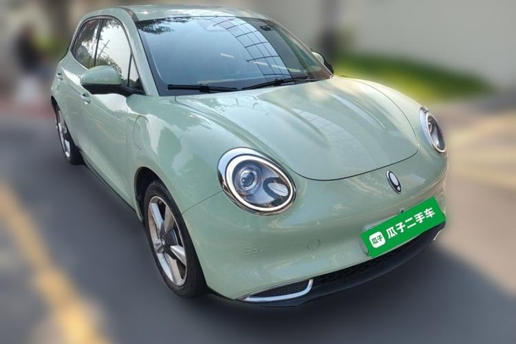 Used ORA Good Cat 2023 401 km Standard Range Luxury Version Lithium Iron Phosphate Front Right 45 Deg