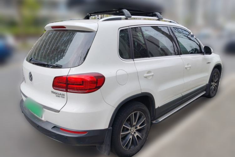 Used Volkswagen Tiguan 2016 330TSI Automatic All-Wheel Drive Luxury Edition Rear Right 45 Deg