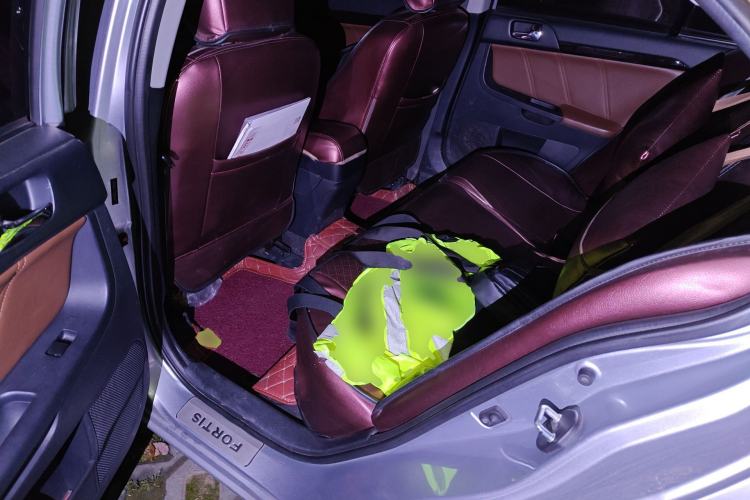 Used Mitsubishi Lancer Fortis 2013 1.8L Automatic Luxury Model China V Standard Left Rear Seat