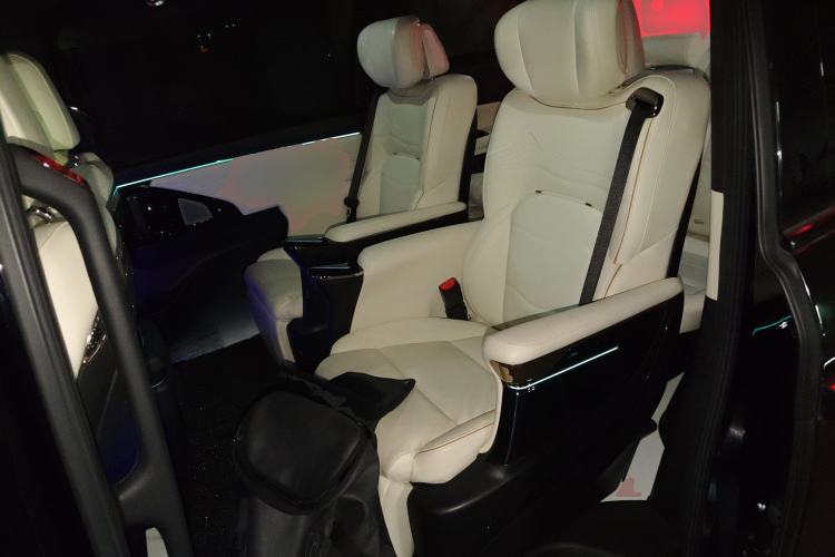 Used GAC Trumpchi M8 2023 Zongshi Series Dual-Motor Flagship Edition
