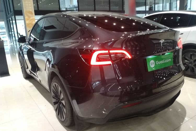 Used Tesla Model Y 2024 Rear-Wheel-Drive Version
