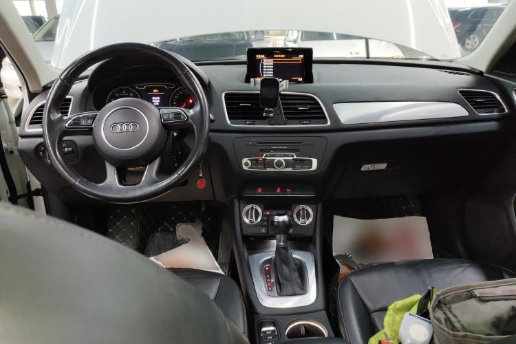 Used Audi Q3 2016 30 TFSI Collector's Edition Comfort Model
