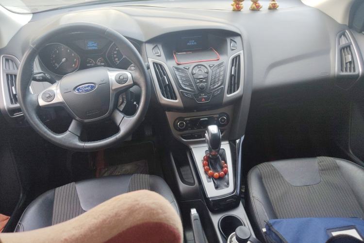 Used Ford Focus 2012 Hatchback 1.6L Automatic Fashion Edition