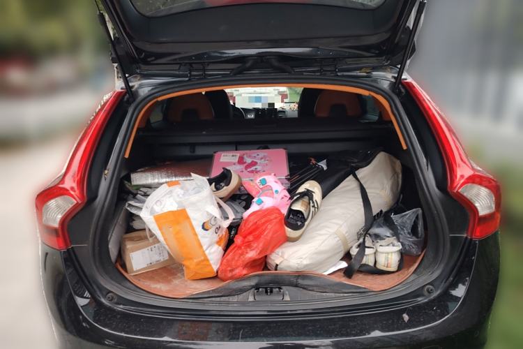 Used Volvo V60 2013 T5 Comfort Edition
