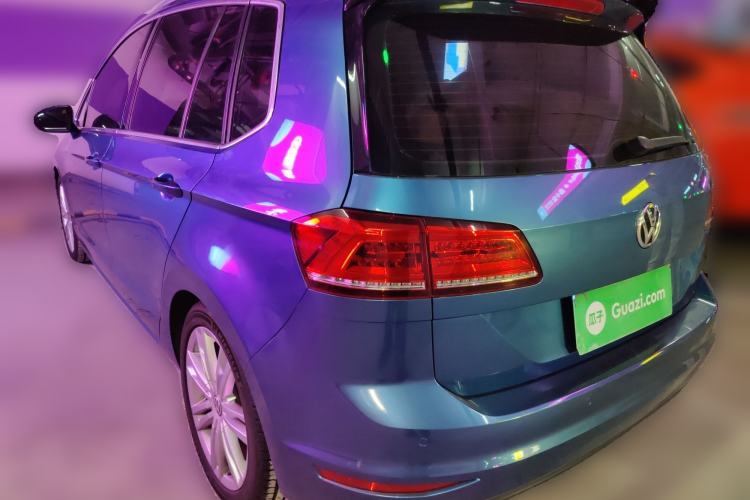 Used Volkswagen Golf Sportsvan 2016 230TSI Automatic Luxury Version Rear Left 45 Deg