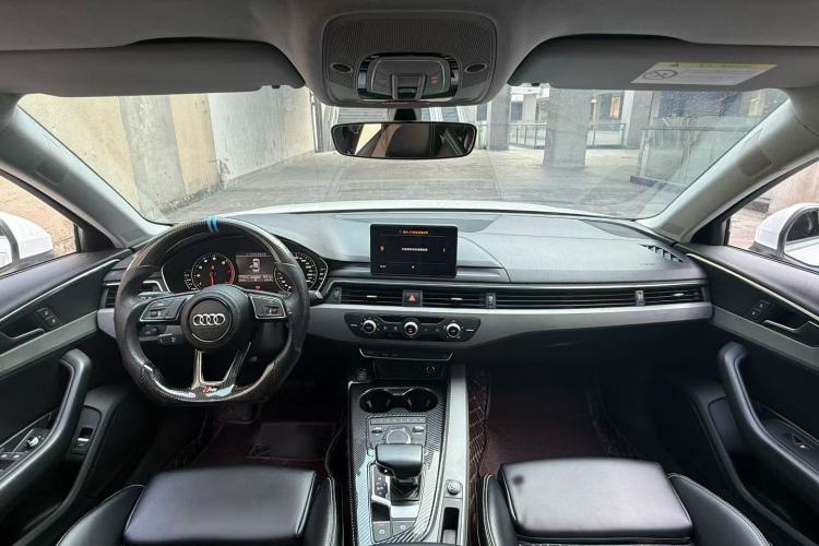 Used Audi A4L 2017 Plus 40 TFSI Ambition Model
