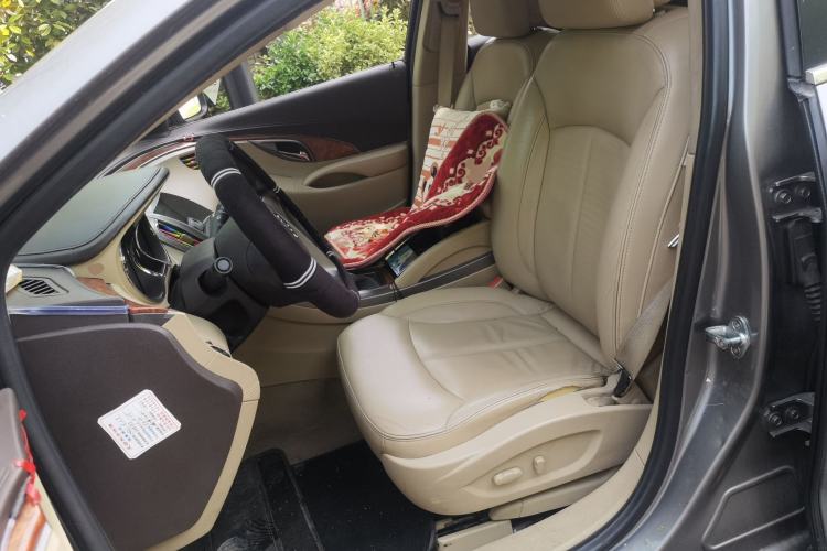 Used Buick LaCrosse 2012 2.4L SIDI Elegant Edition Left Front Seat