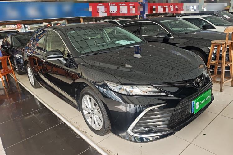 Used Toyota Camry 2021 2.0G Luxury Edition Front Right 45 Deg