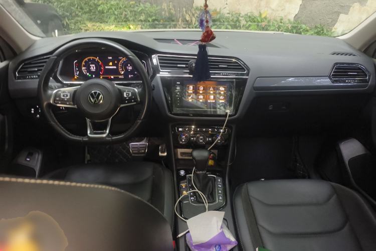 Used Volkswagen Tiguan L 2021 330TSI Automatic Two-Wheel Drive R-Line Enhanced Edition