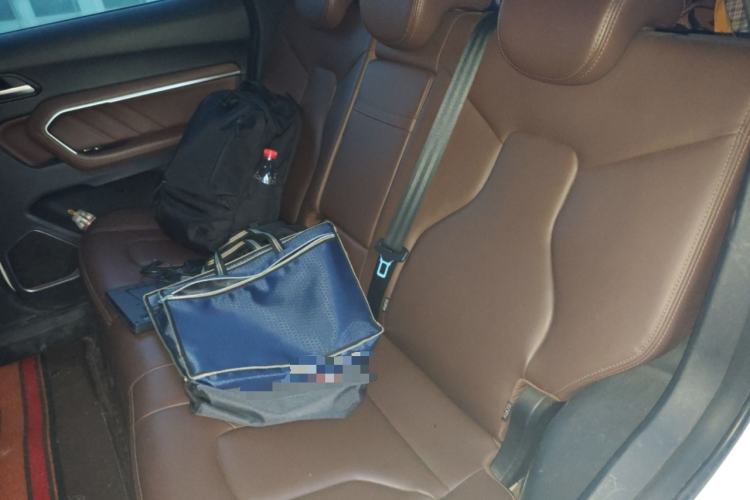 Used Haval H6 2017 Red-Label 2.0T Automatic Two-Wheel Drive Leading Edition
