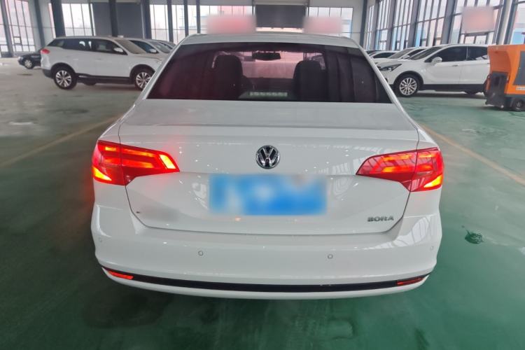 Used Volkswagen Bora 2018 1.5L Manual Fashion Model