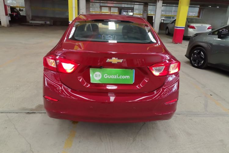 Used Chevrolet Cruze 2017 1.5L Automatic Pioneer Sunroof Edition
