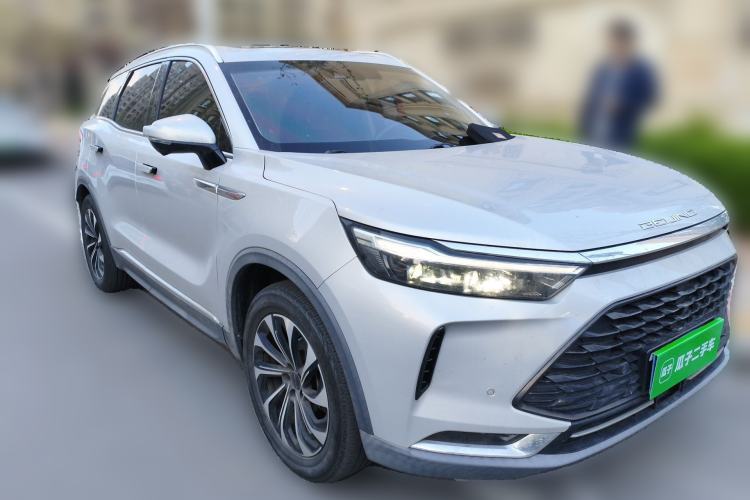 Used BAIC Beijing X7 2022 1.5TD DCT Victory Edition Front Right 45 Deg