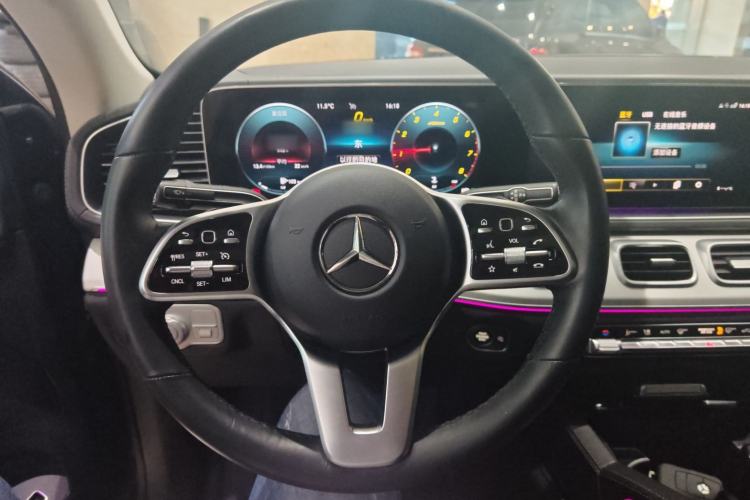 Used Mercedes-Benz GLE 2022 Refreshed GLE 350 4MATIC Coupe SUV Luxury Edition
