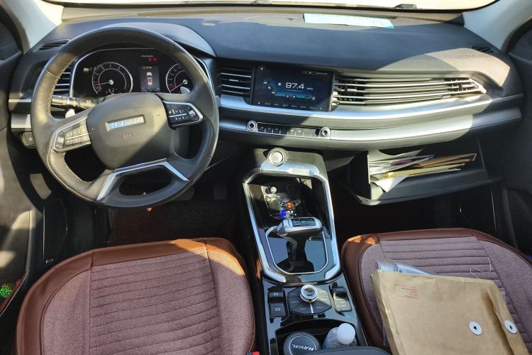 Used Haval H6 2017 Red Label 2.0T Automatic Two-Wheel Drive ZhiShang Model