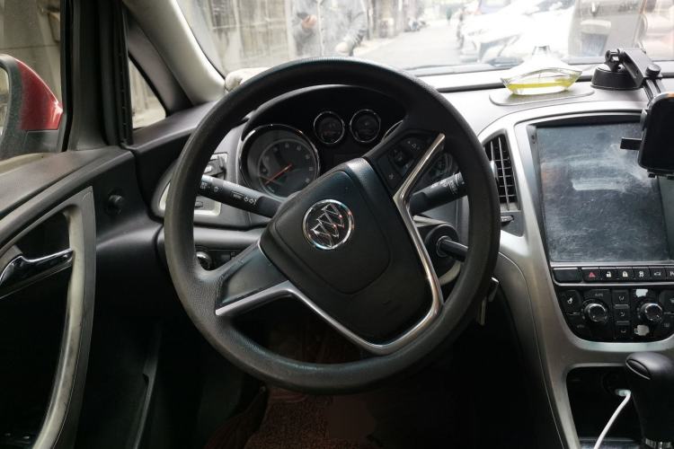 Used Buick GT 2013 XT 1.6L Automatic Fashion Edition