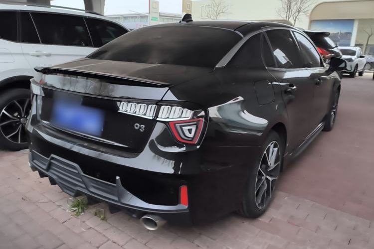 Used Lynk & Co 03 2022 2.0TD DCT JingPro Rear Right 45 Deg