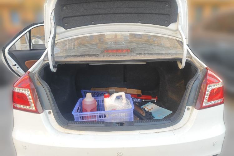 Used Geely Auto Diamond 2016 1.5L Manual Elite Edition