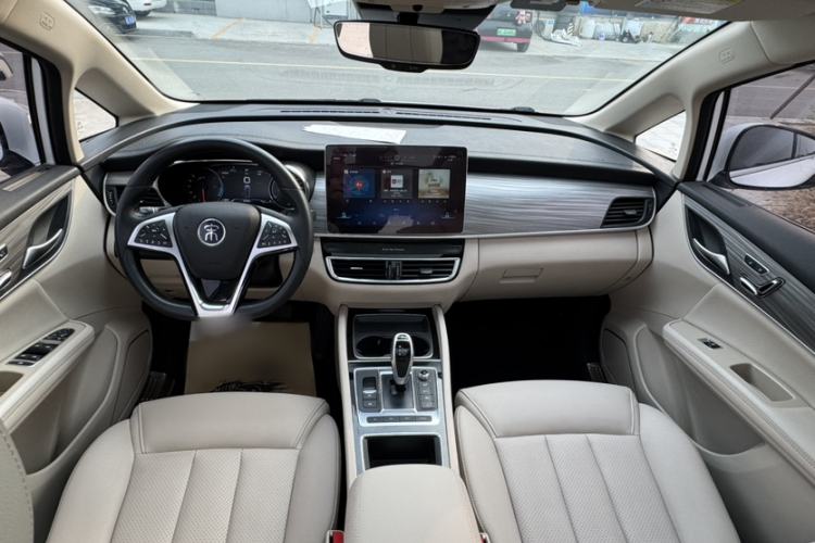 Used BYD Song MAX New Energy 2019 DM 1.5T Smart Connect Zhiyao Model 6 Seats China VI Standard
