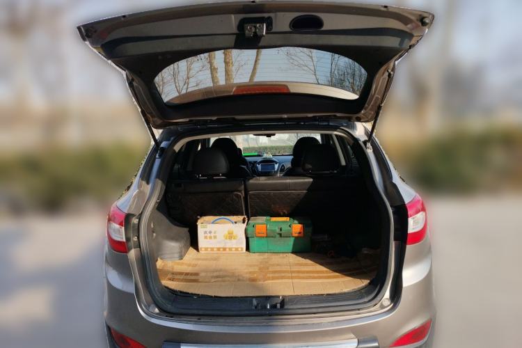 Used Hyundai ix35 2013 2.0L Automatic Two-Wheel Drive Smart GLS China IV Standard
