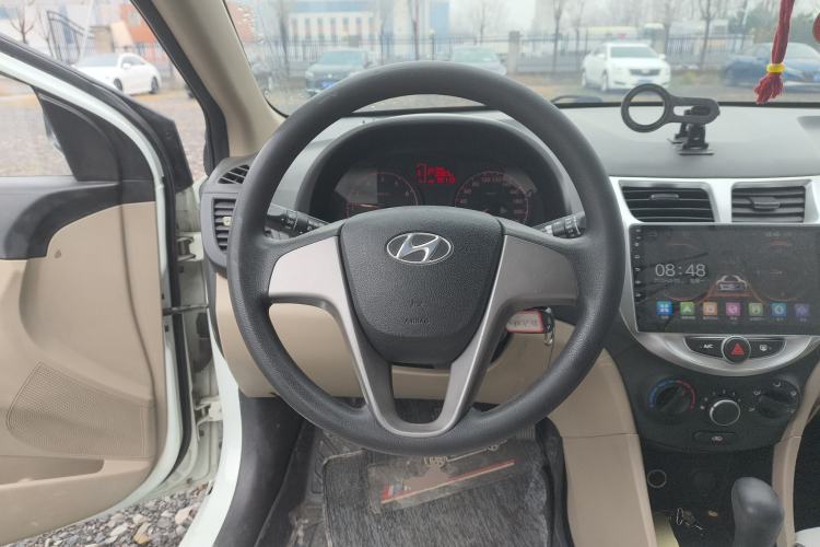 Used Hyundai Verna (older generation) 2014 1.4L Automatic Smart GLS
