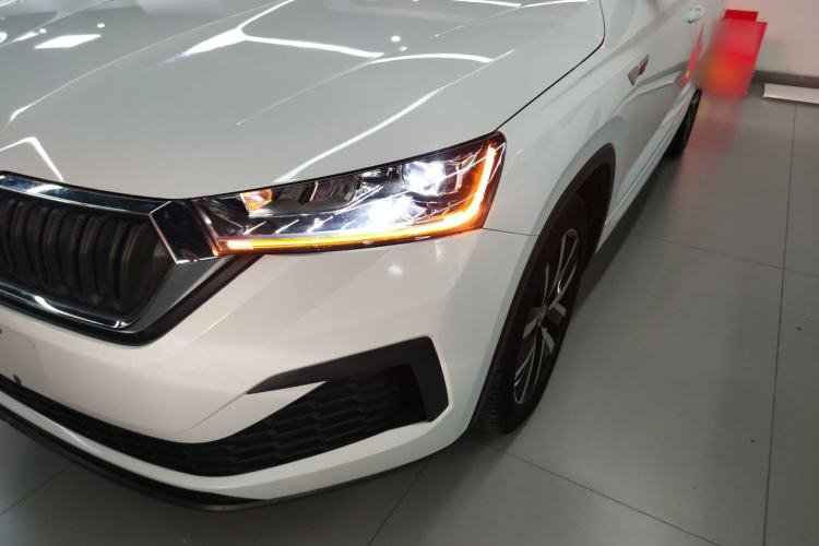 Used Skoda Kamiq 2020 GT 1.5L Automatic Comfort Edition China VI Standard Left Front Headlight