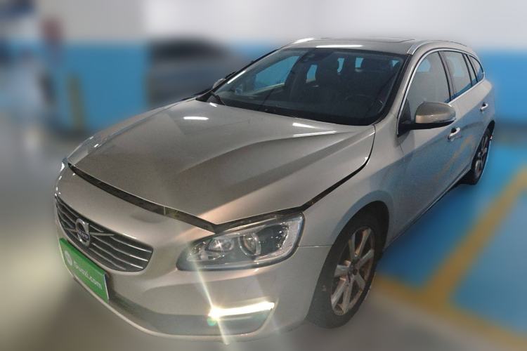 Used Volvo V60 2017 T4 Smart Edition China V Standard