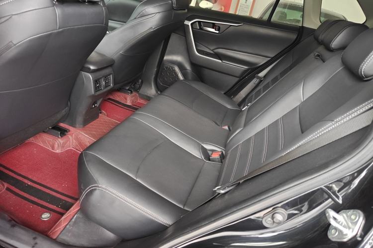 Used Toyota Wildlander 2020 2.0L CVT 4x4 Luxury Edition