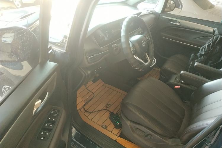 Used GAC Trumpchi M6 2019 270T DCT Prestige Edition (7-seater) China VI Driver Seat