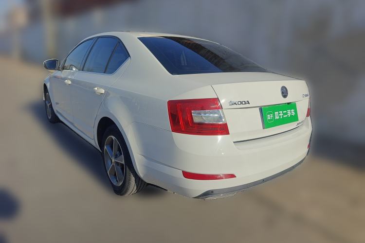 Used Skoda Octavia 2016 1.6L Automatic Smart Drive Edition