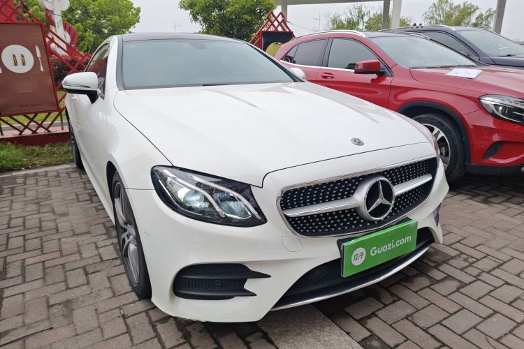 Used Mercedes-Benz E-Class 2020 E 260 Coupe Exterior 1