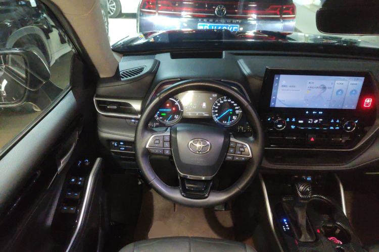 Used Toyota Highlander 2022 Dual-Engine 2.5L Four-Wheel Drive Prestige Version 7 Seats
