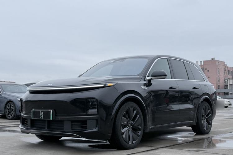 Used Li Auto L8 2023 Pro Model
