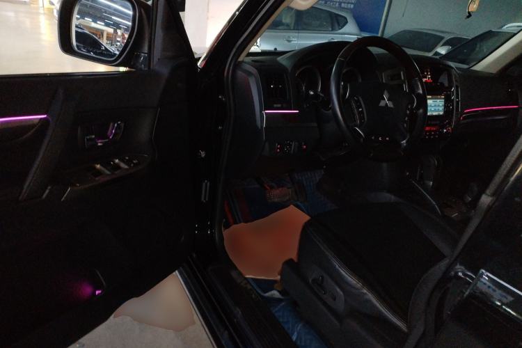 Used Mitsubishi Pajero (Parallel Import) 2019 V97 3.8L 5-Door GLS Middle East Edition
