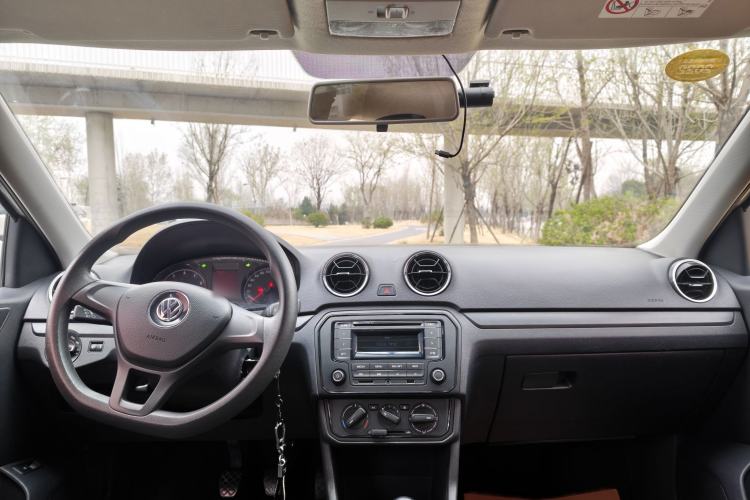 Used Volkswagen Jetta 2017 1.4L Manual Fashion Edition