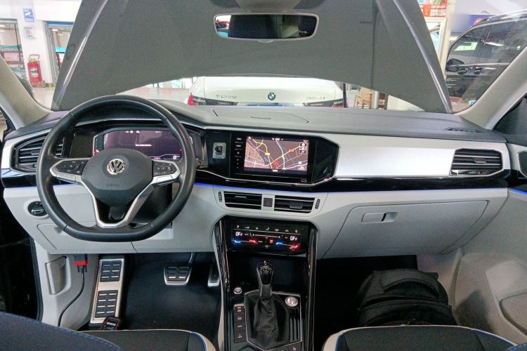 Used Volkswagen Tayron GTE Plug-in Hybrid 2020 1.4T Luxury Model Center Console