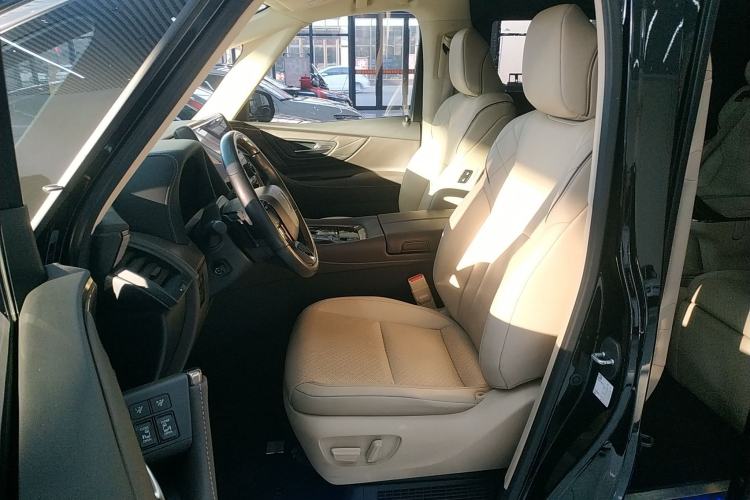 Used Toyota Vellfire 2024 Crown Dual-Engine 2.5L Supreme Executive Edition