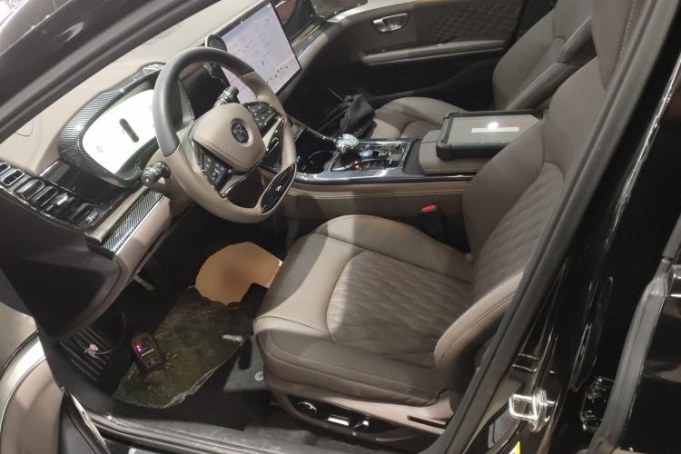 Used BYD Han 2024 EV Glory Edition 506KM Front-Wheel-Drive Premium Model
