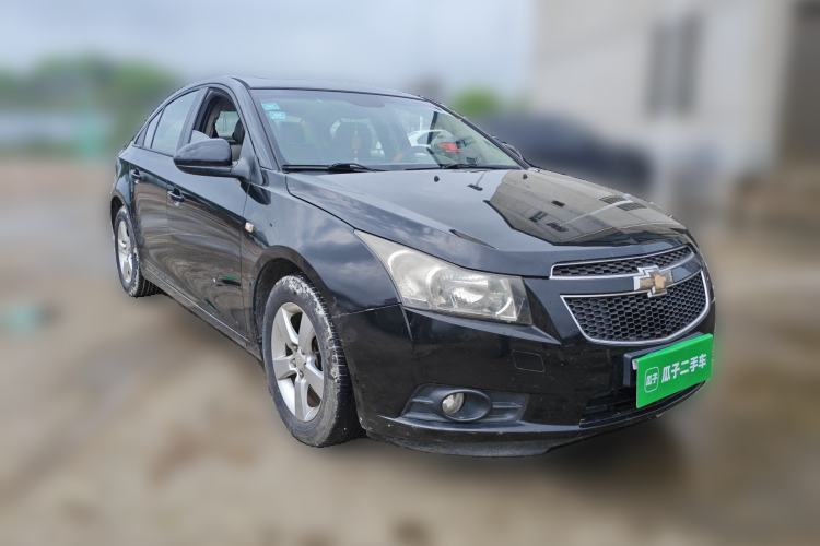 Used Chevrolet Cruze 2013 1.6L SE MT Front Right 45 Deg