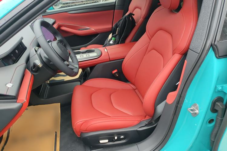 Used Xiaomi Auto SU7 2024 Rear-Drive Ultra-Long Range Advanced Pro-Level Intelligent Driving Version Left Front Seat