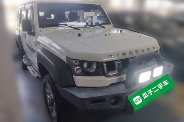 Used BAIC Off-Road BJ40 2016 2.3T Automatic Two-Wheel Drive Prestige Edition Front Right 45 Deg