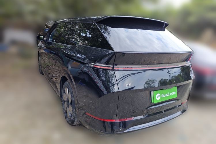 Used XPeng X9 2024 702 Ultra-Long Range Max Rear Left 45 Deg