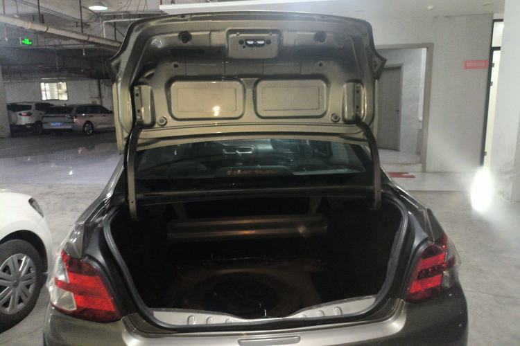 Used Peugeot 301 2014 1.6L Manual Comfort Edition
