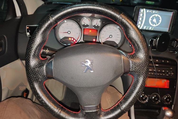 Used Peugeot 408 2013 2.0L Automatic Comfort Edition
